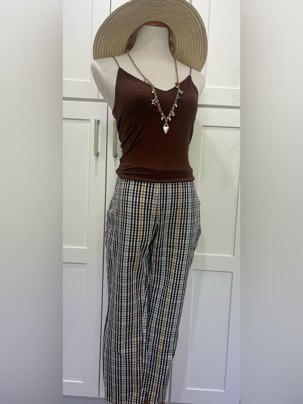 gaze Brown Tank Top with Scoop Neck